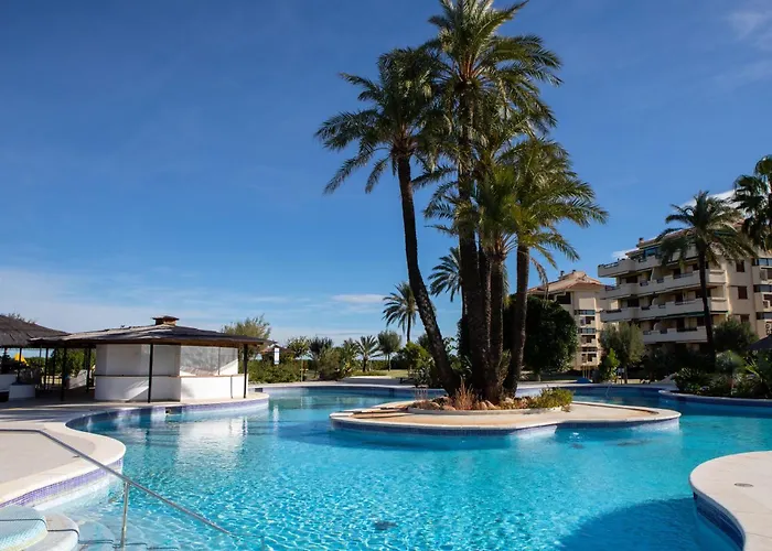 Апартаменти Playa Grande By Family Homes