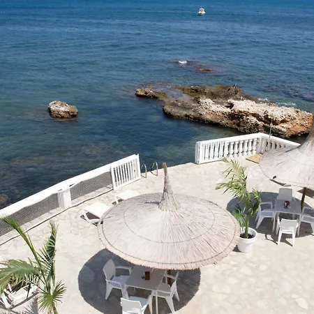 Playa Grande En Primera Linea De Playa Con Piscina Y Gran Terraza By Family Homes Apartmán *